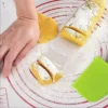 S88078846a8174b499d779f8cc66497cdD.webp 2pcs Food-safe Plastic Dough Scraper-Flexible Bench Cutter Plastic Spatula Multipurpose For Bread Dough Baking